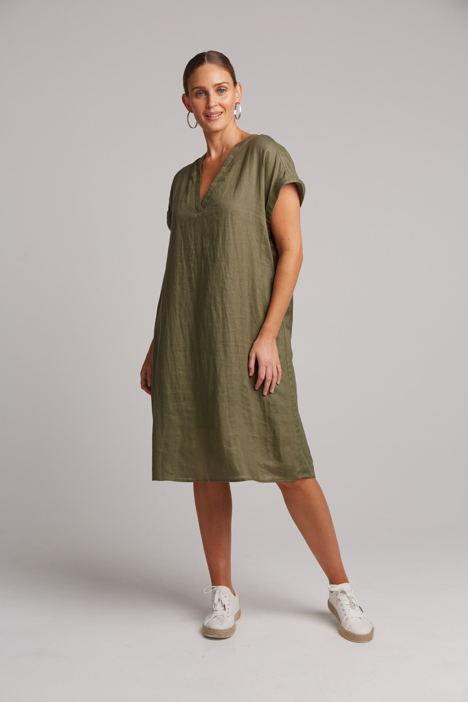 Eb&Ive Studio Linen Midi  Dress with pockets Khaki Work Dress