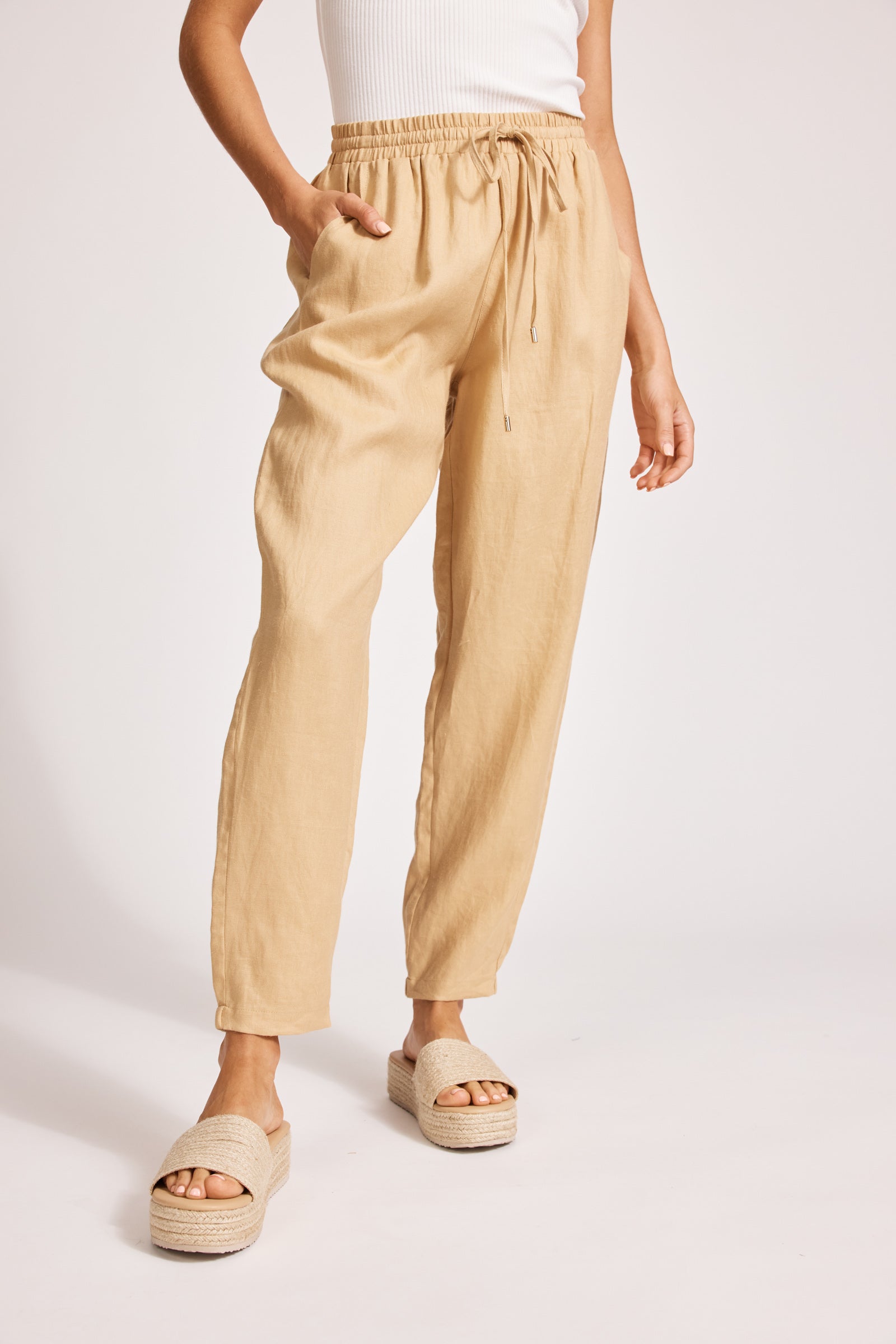 Eb&Ive Miramar Linen pant Relaxed linen jogger summer drawstring waist slim tapered leg camel