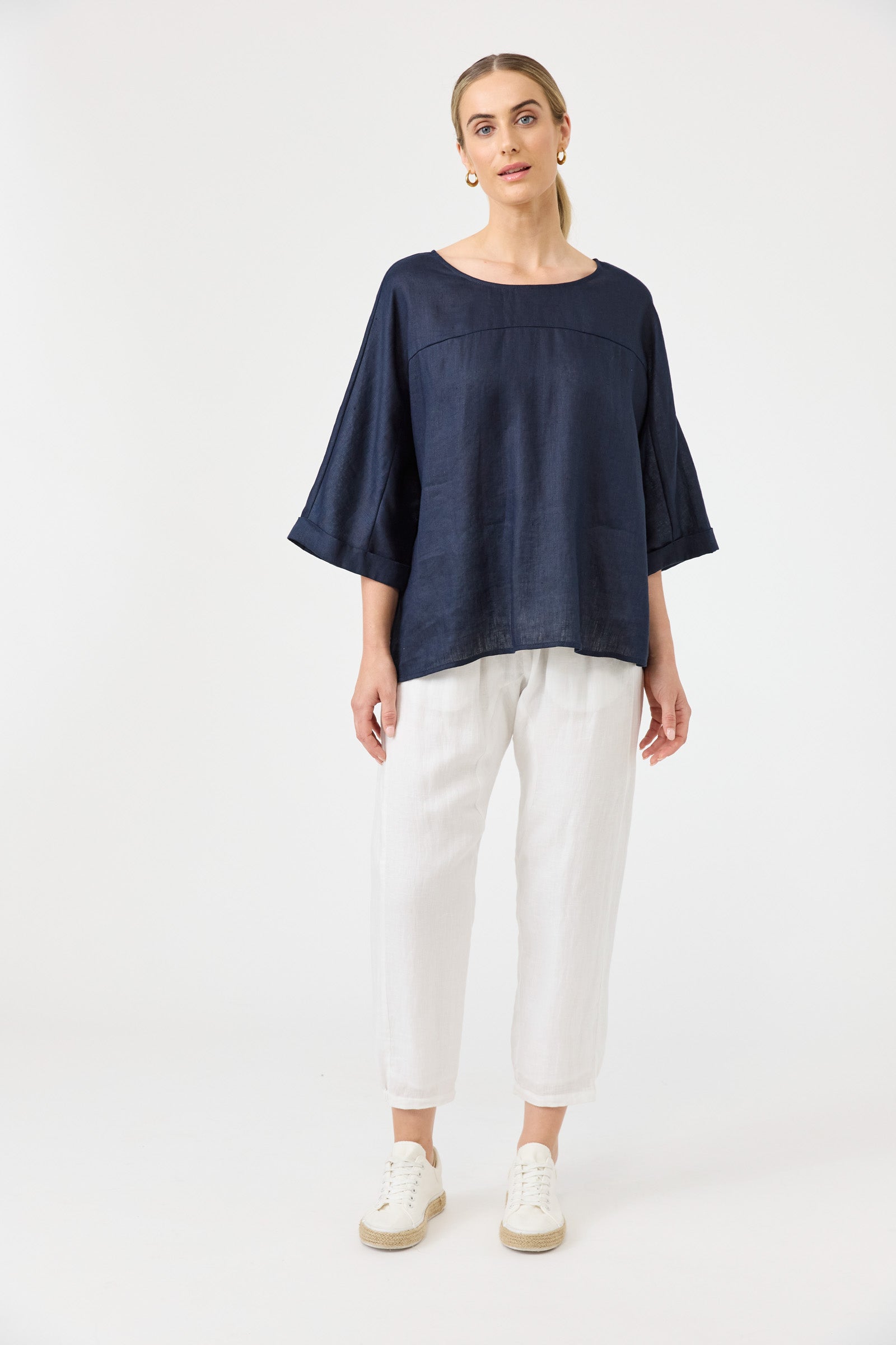 Eb&Ive Studio linen relaxed Navy  top three-quarter length sleeve relaxed fit evening work wear Ink  Linen Blouse long sleeve Oversized Black Linen Top