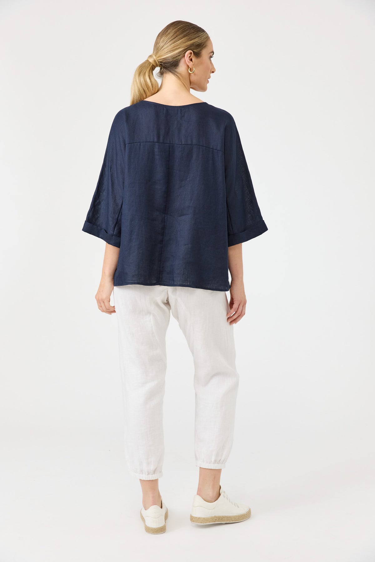 Eb&Ive Studio linen relaxed Navy  top three-quarter length sleeve relaxed fit evening work wear Ink  Linen Blouse long sleeve Oversized Black Linen Top