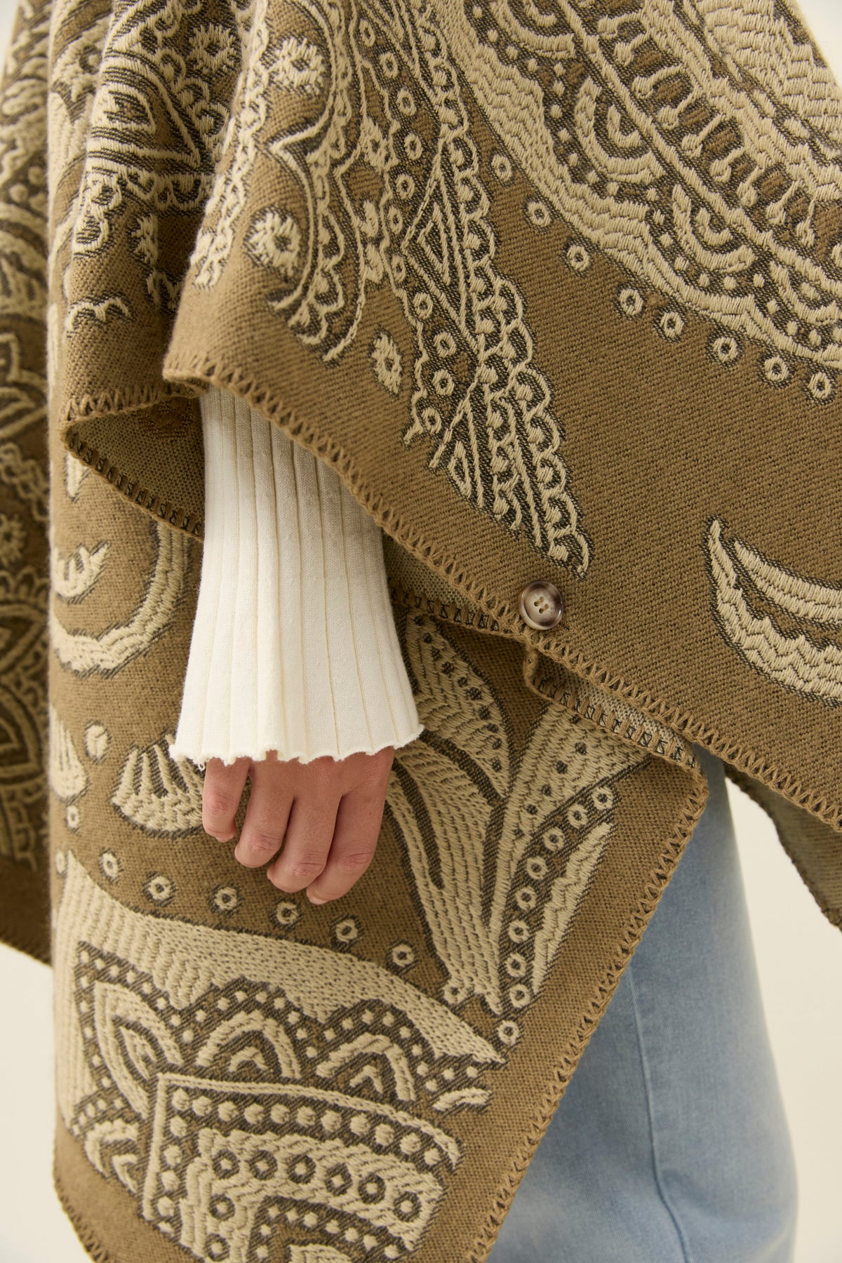 Lucia Cape - Stone Paisley