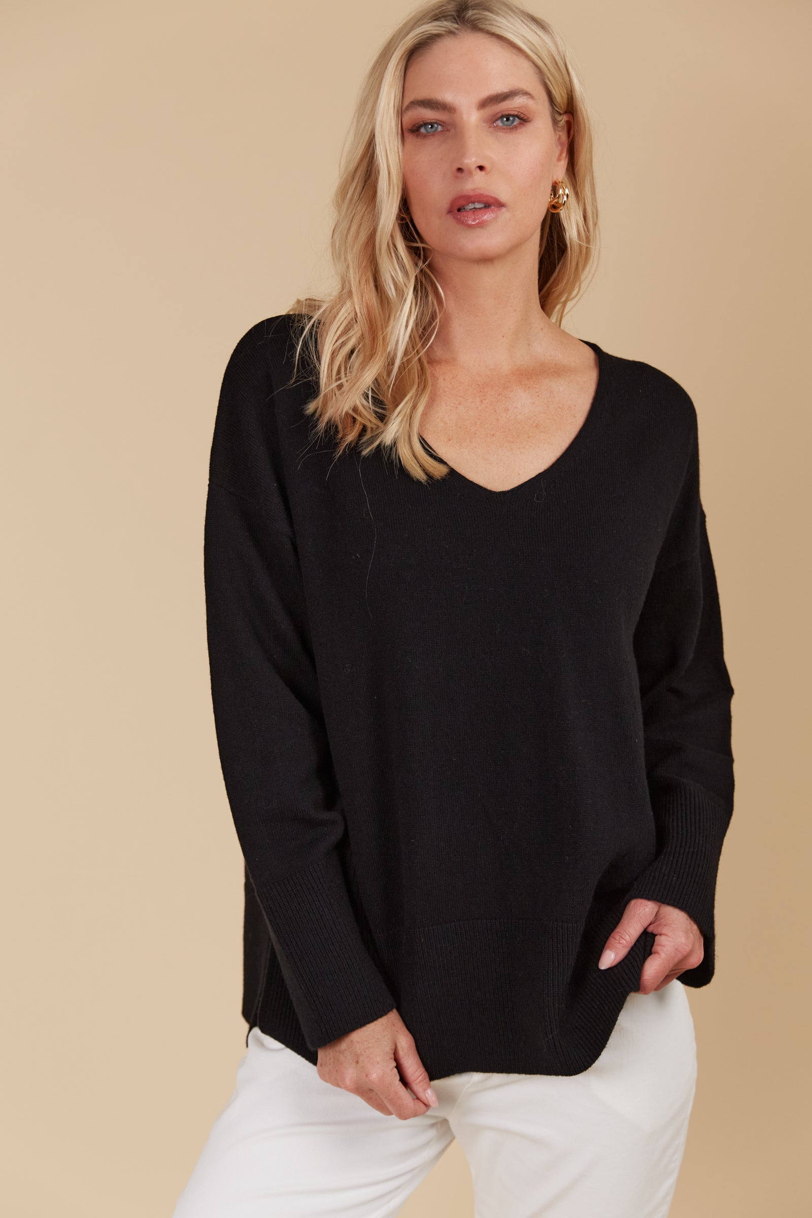 Selene Jumper - Onyx Black