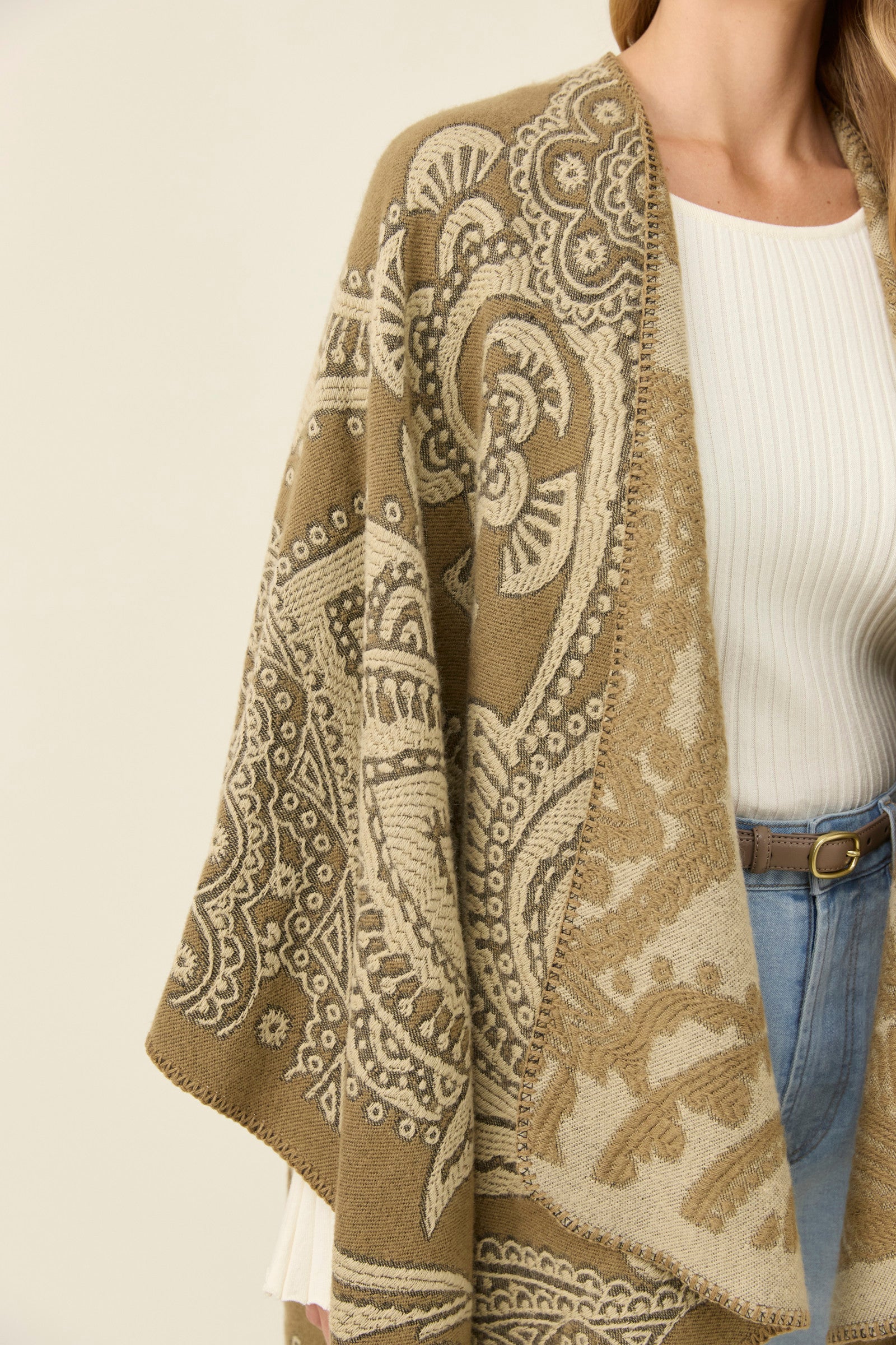 Lucia Cape - Stone Paisley