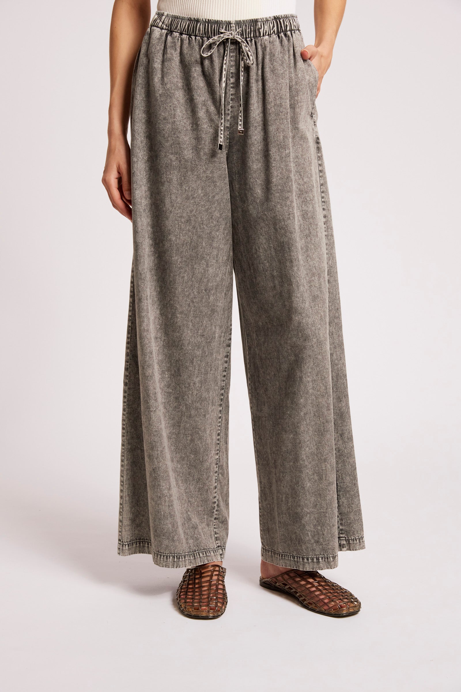 Roam Denim Pant -Ash Black