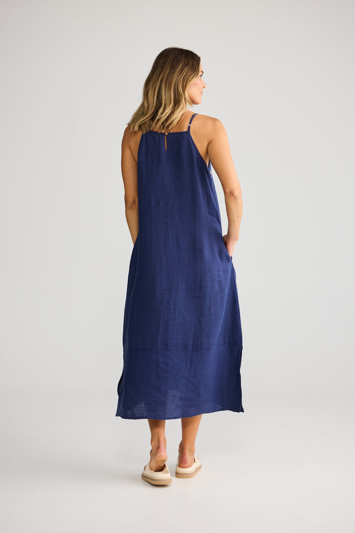 Cliffside Maxi - Navy Linen