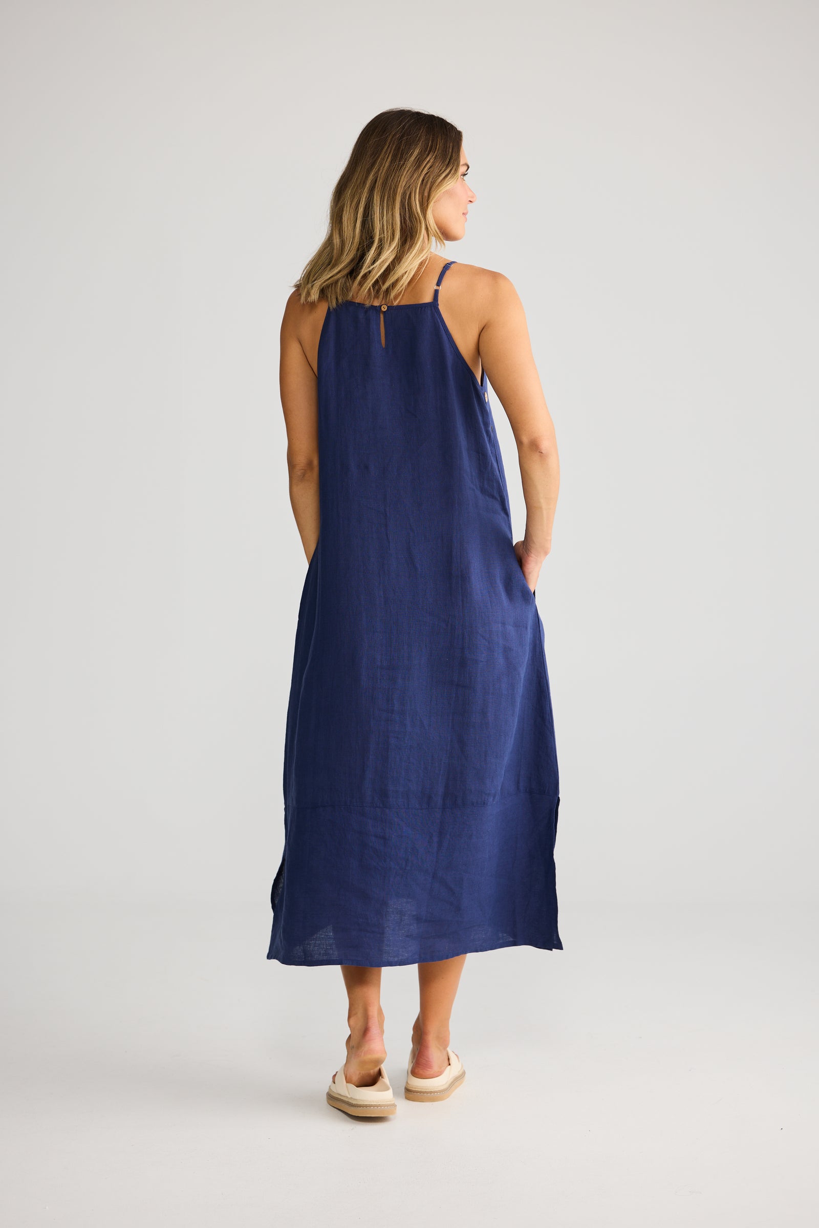 Cliffside Maxi - Navy Linen