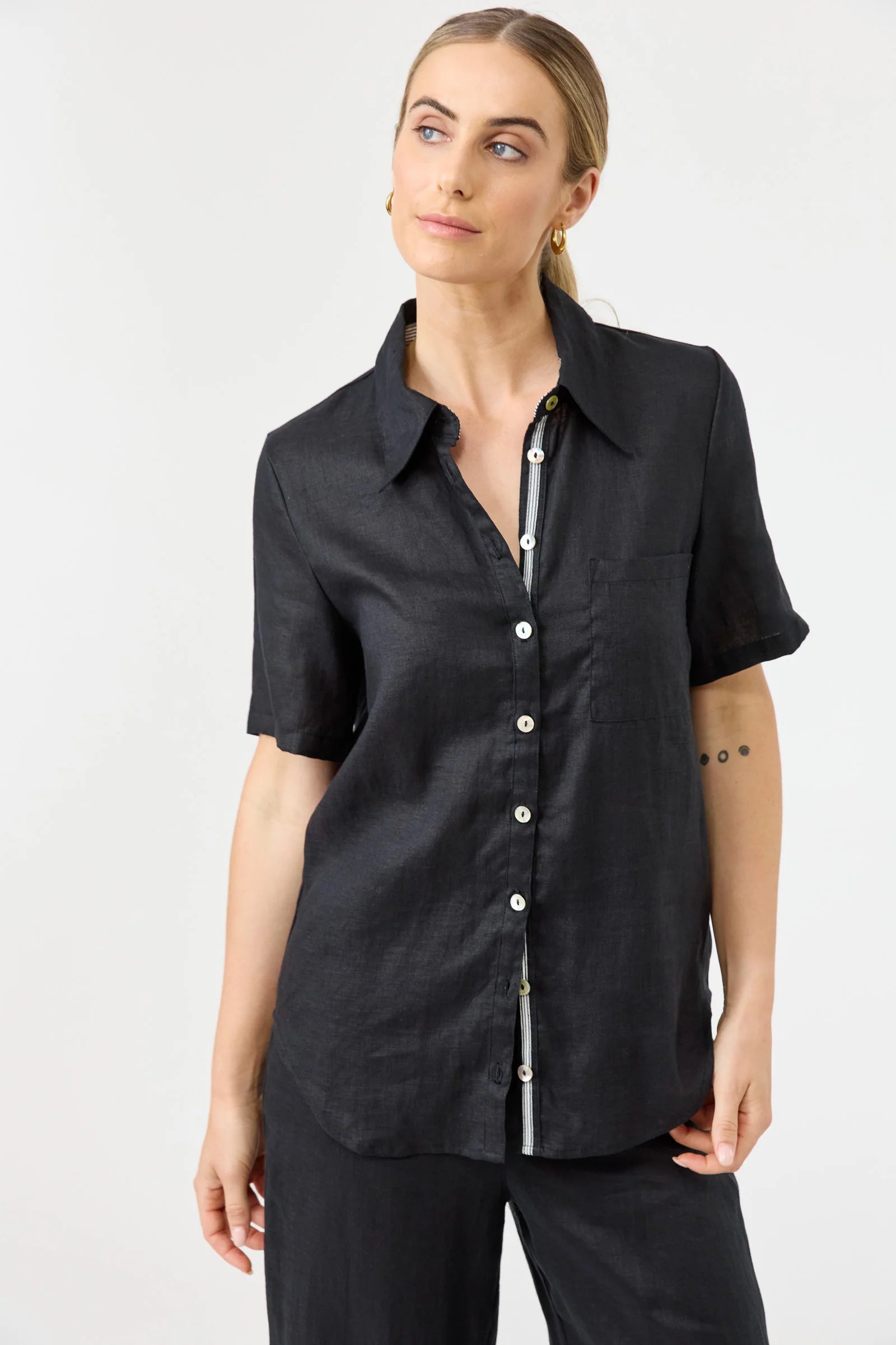 Studio Linen Short Shirt - Black