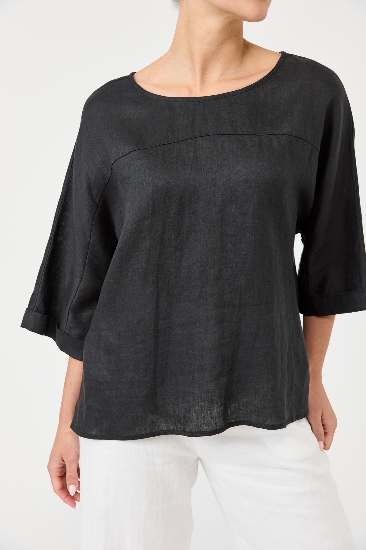 Eb&Ive Studio linen relaxed black  top three-quarter length sleeve relaxed fit evening work wear Ebony Linen Blouse long sleeve Oversized Black Linen Top