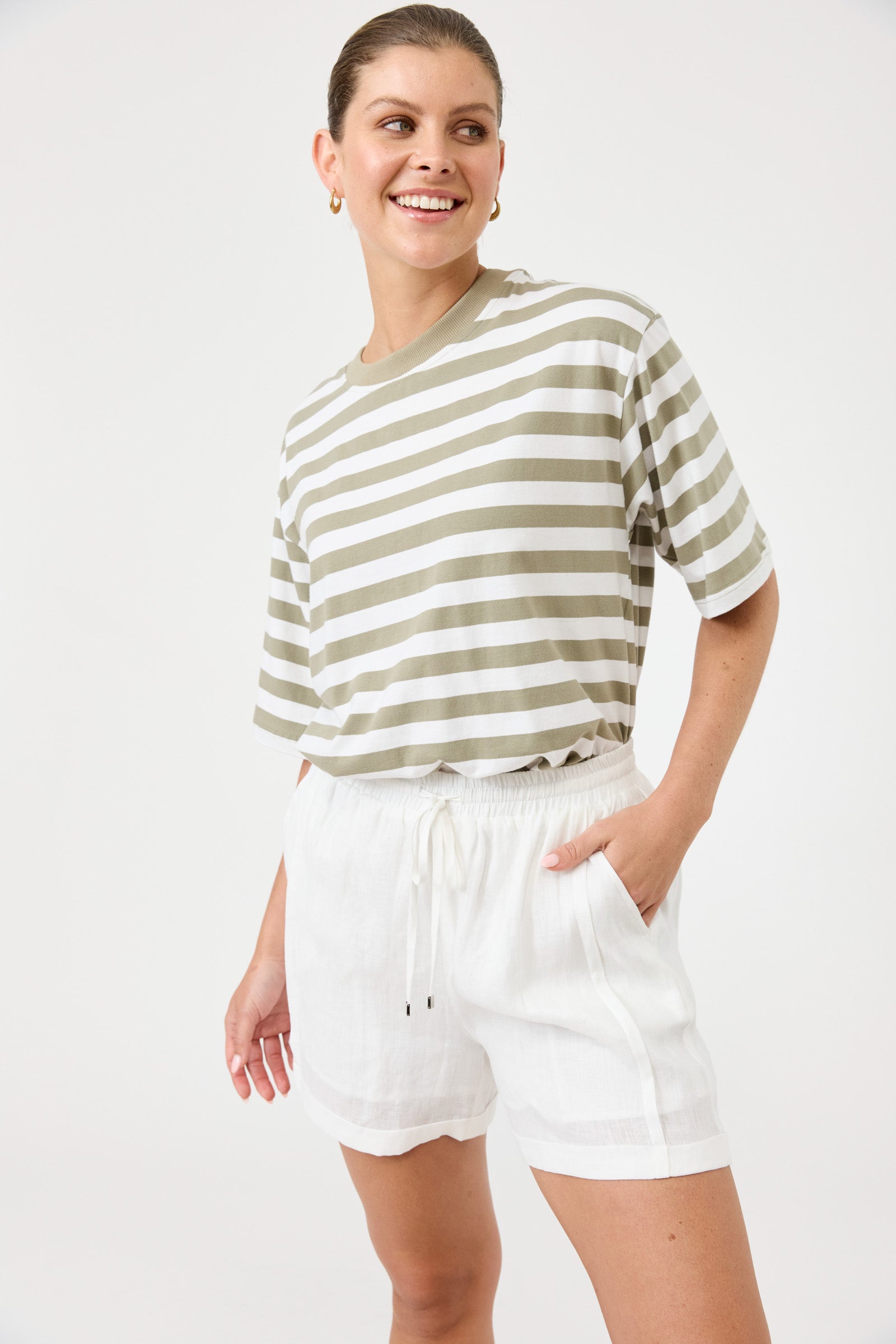 Eb & Ive Studio linen shorts White tailored elastic waist beach to bar