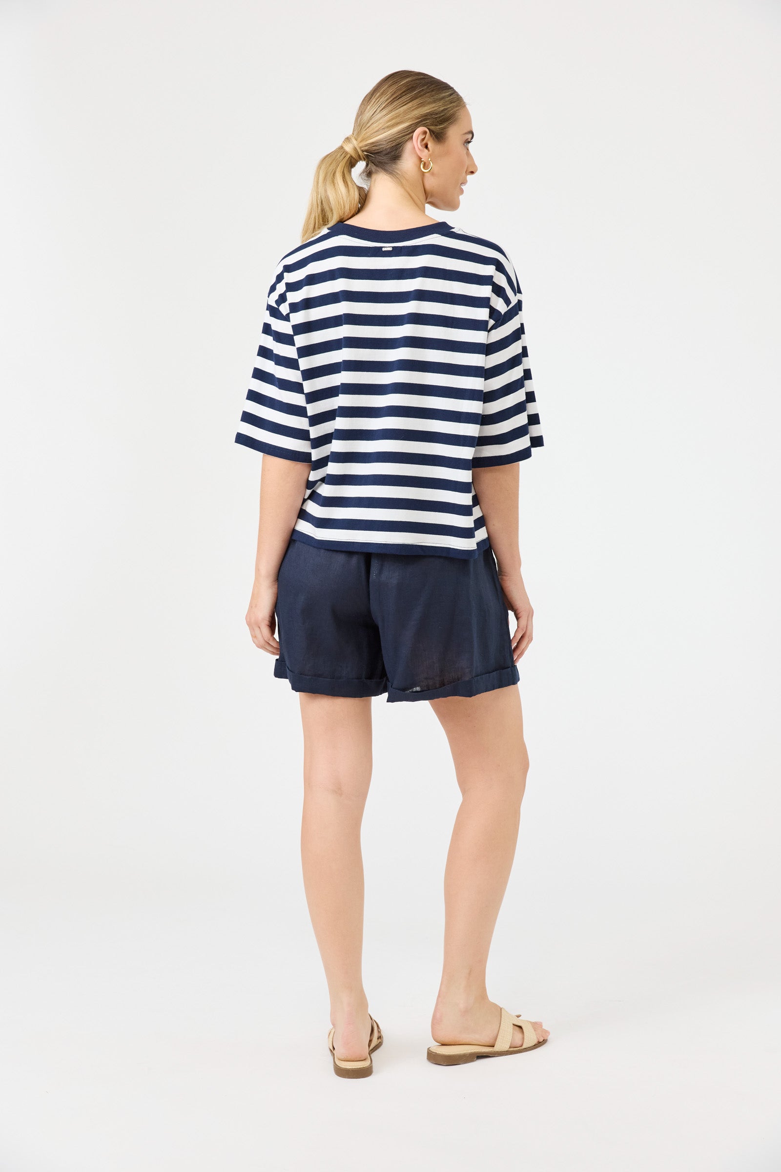 Studio stripe t shirt navy white Tee crew neck elbow length sleeve loose boxy fit cotton hip length relaxed silhouette three-quarter sleeve classic stripes casual wear