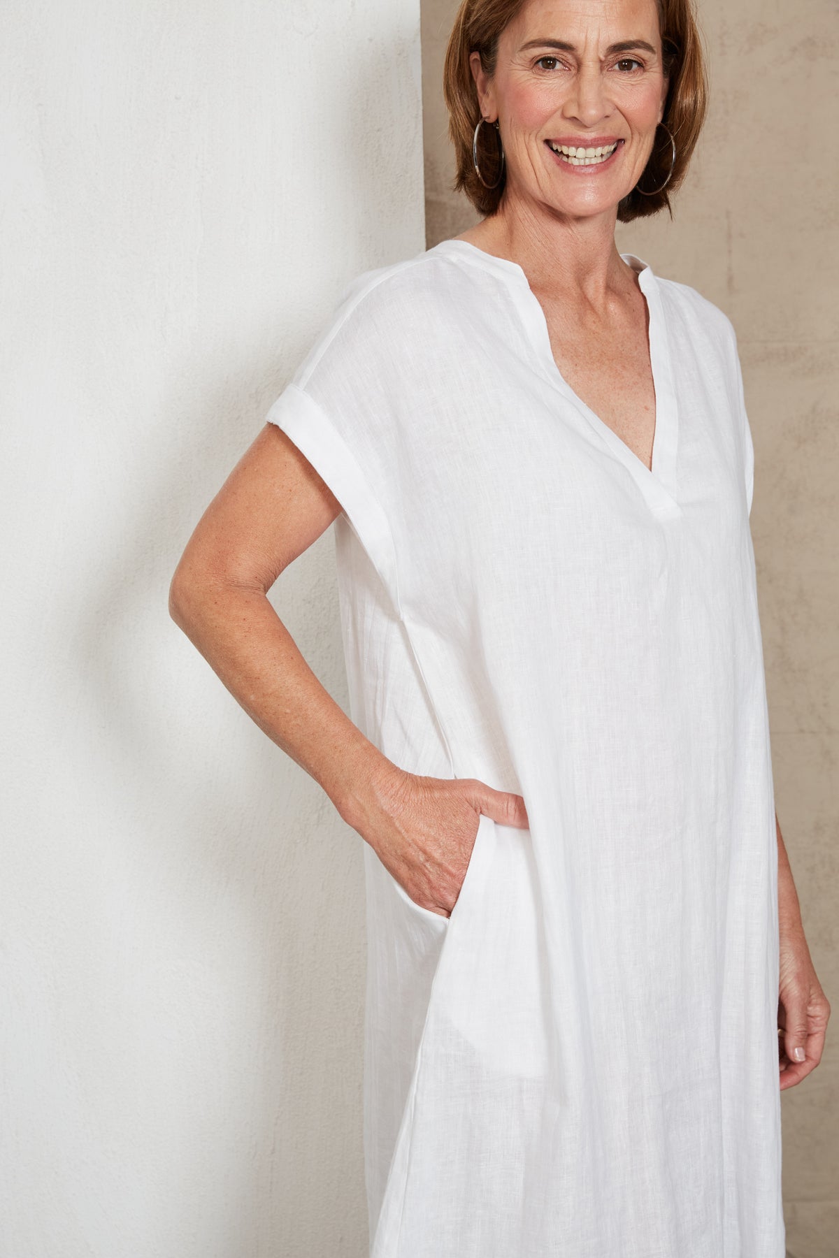 Eb&amp;Ive Studio Linen Midi  Dress with pockets White Work Dress