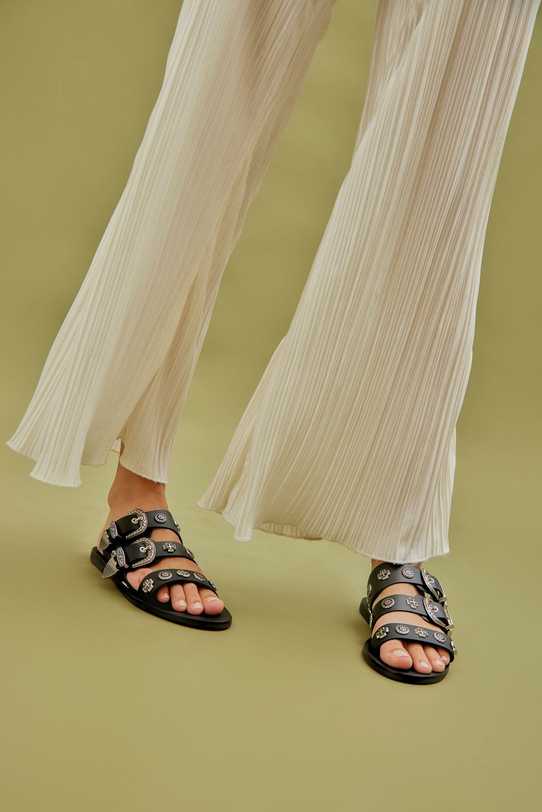 Sol Sana Eastwood stud Slide Black silver leather shoe with metal stud footbed western country shoe